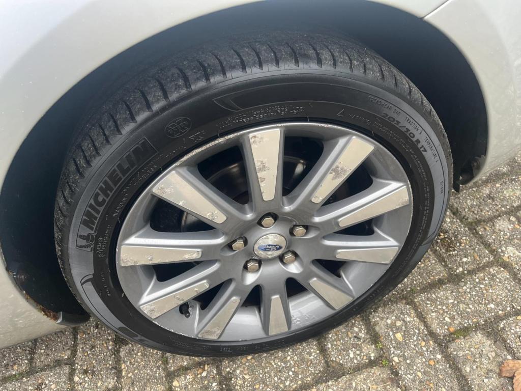 Ford Focus wagon 1.8 limited flexi fuel