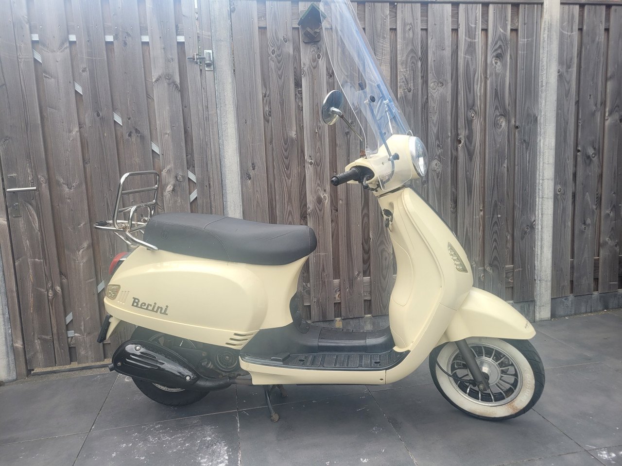 Te koop berini geel kenteken