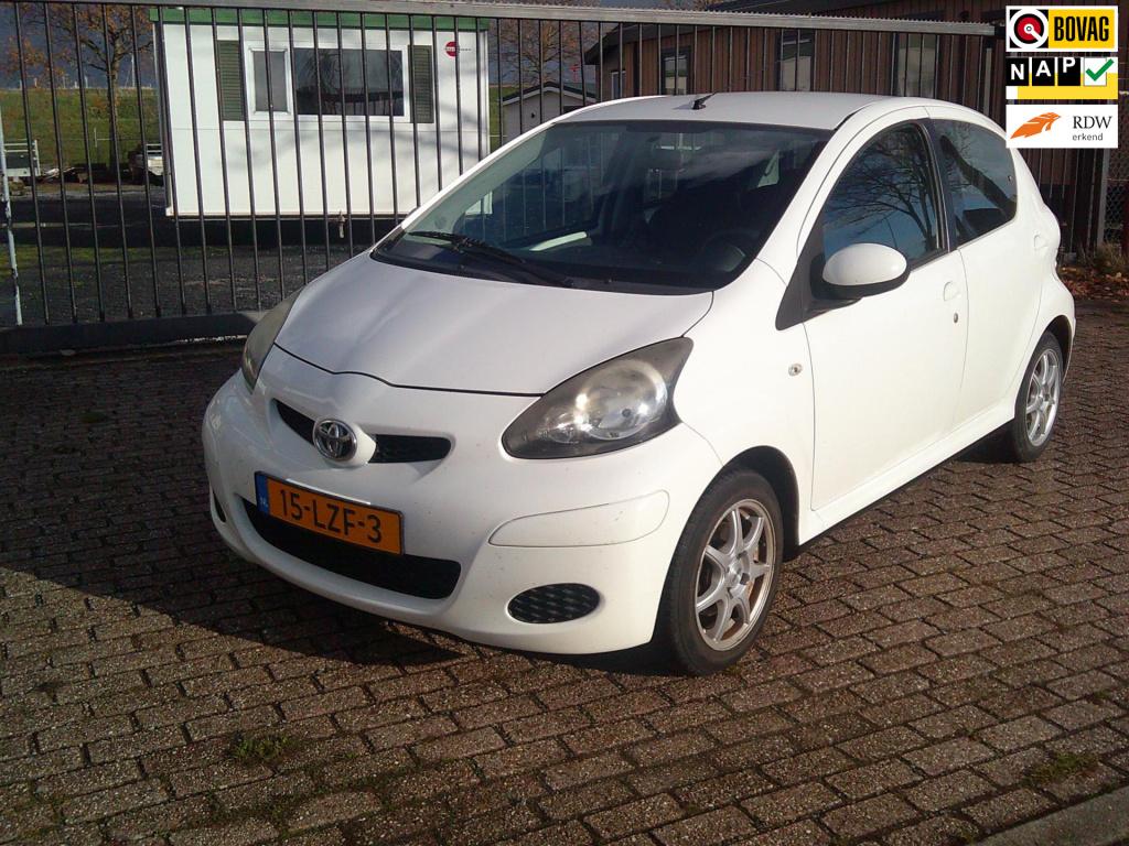 Toyota Aygo 1.0-12v comfort