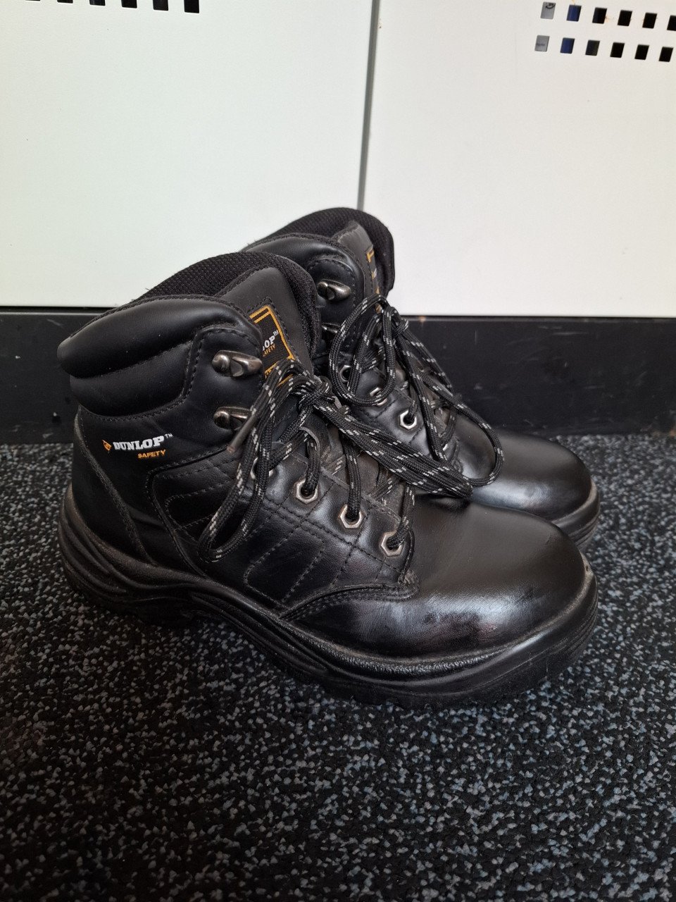 Werkschoenen maat 38 met stalen neus