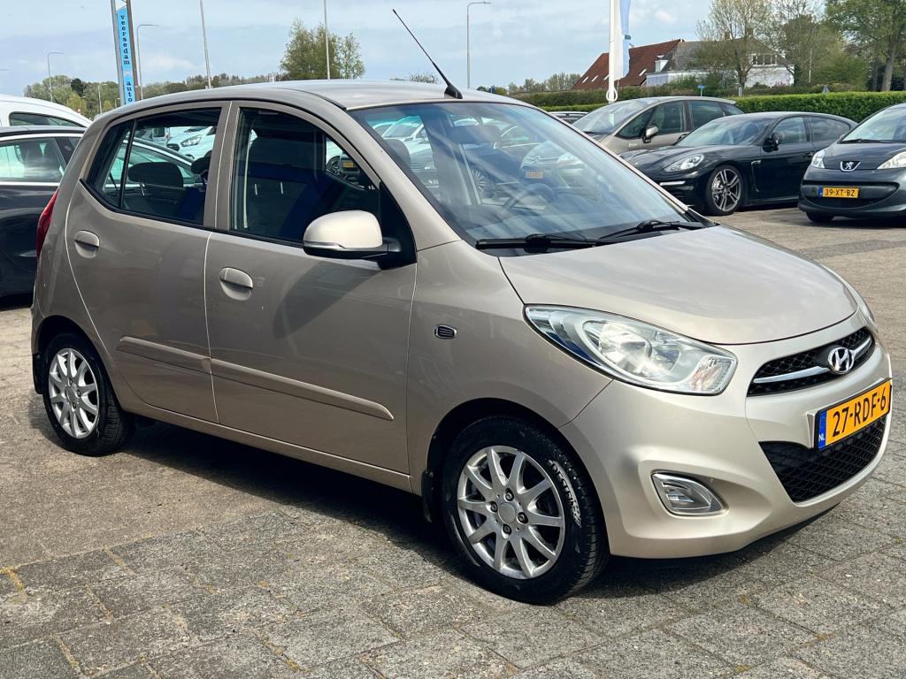 Hyundai I 10 1.2 i-motion cool, airco enz..