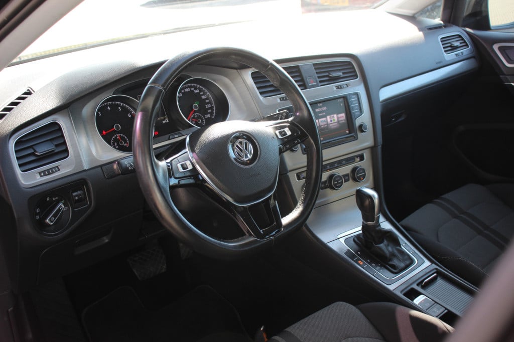 Volkswagen Golf variant 1.0 tsi business edition connected | dsg | achterui