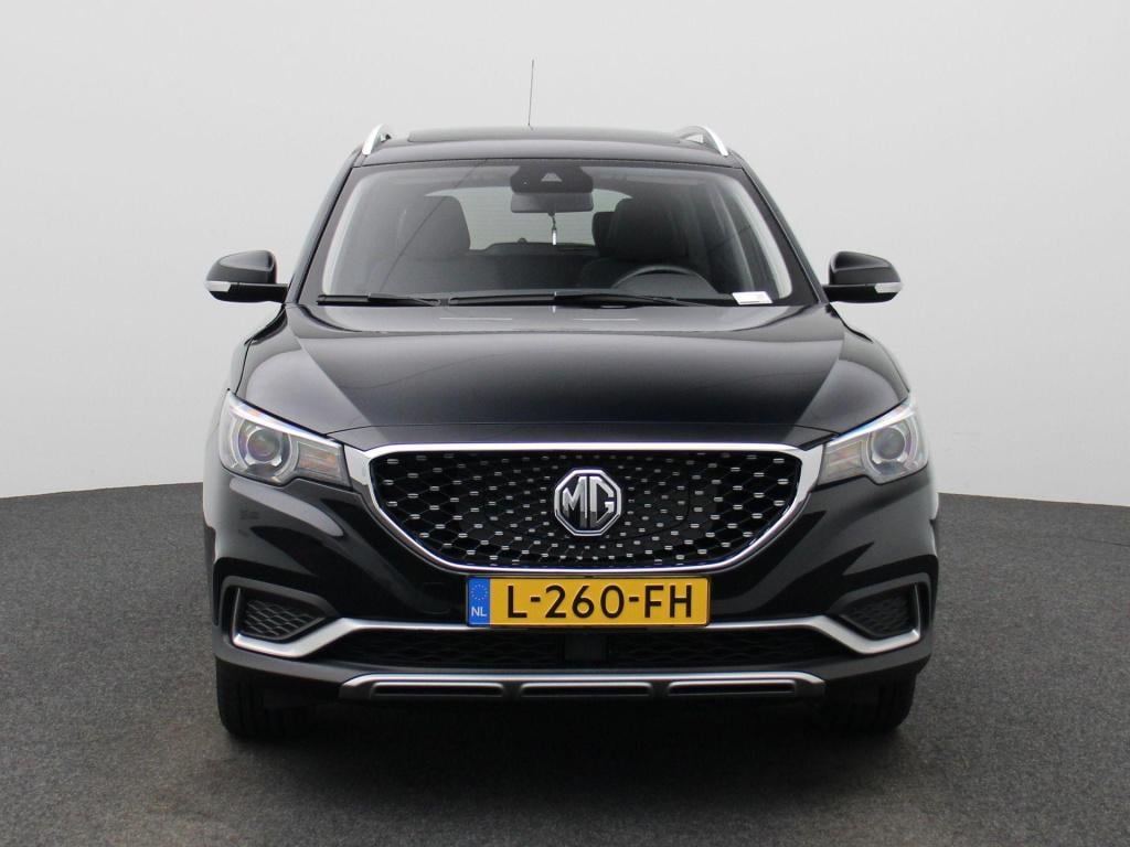 MG Zs Ev luxury 45 kwh