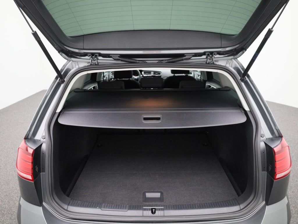 Volkswagen Golf variant 1.0 tsi comfortline | iq-drive | lmv | navigatie | 