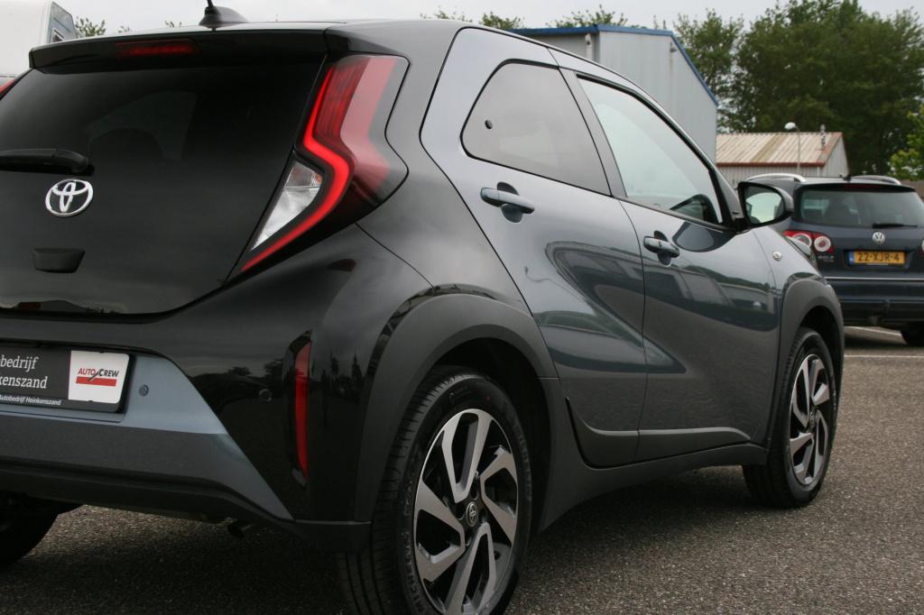 Toyota Aygo x 1.0 vvt-i s-cvt envy