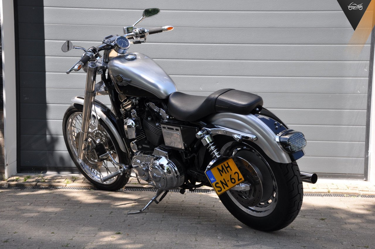 Harley-Davidson XL1200C Sportster Custom VERKOCHT