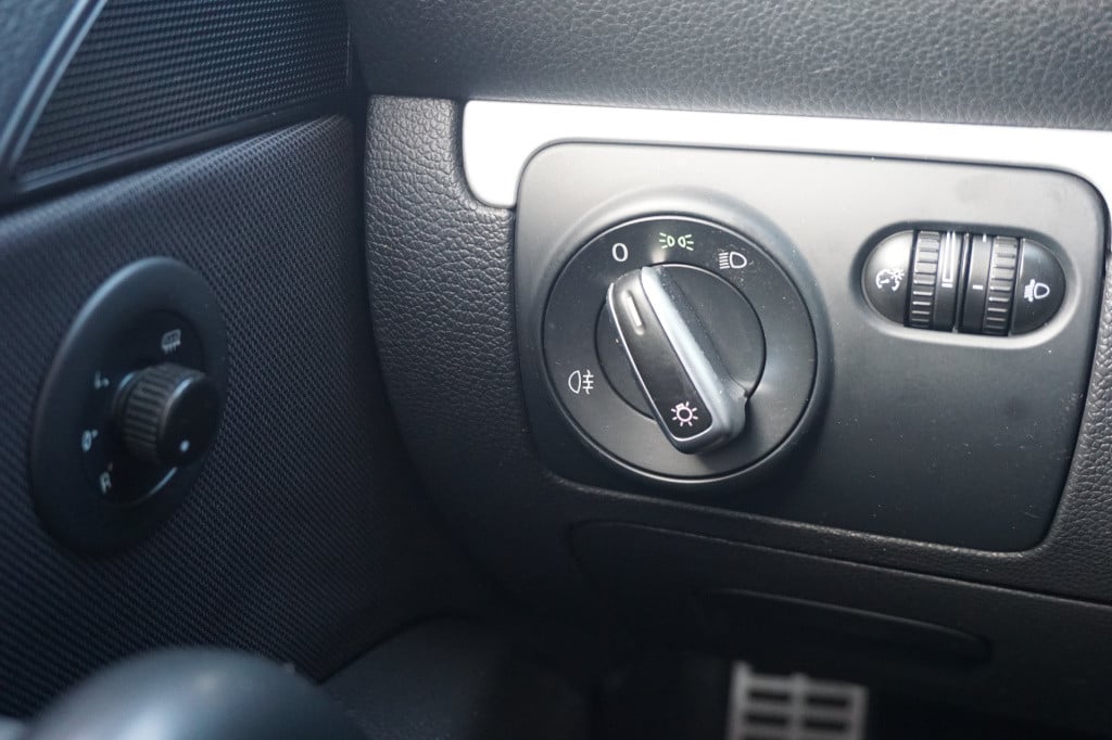 Volkswagen Scirocco 1.4 tsi airco / navi / cruise / elektr. ramen / sportui