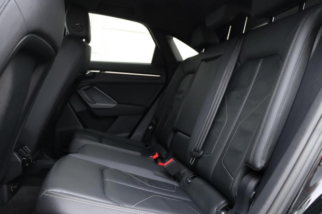 Audi Q3 sportback 45 tfsi e s edition 245pk s-tronic | soh 90,8% |