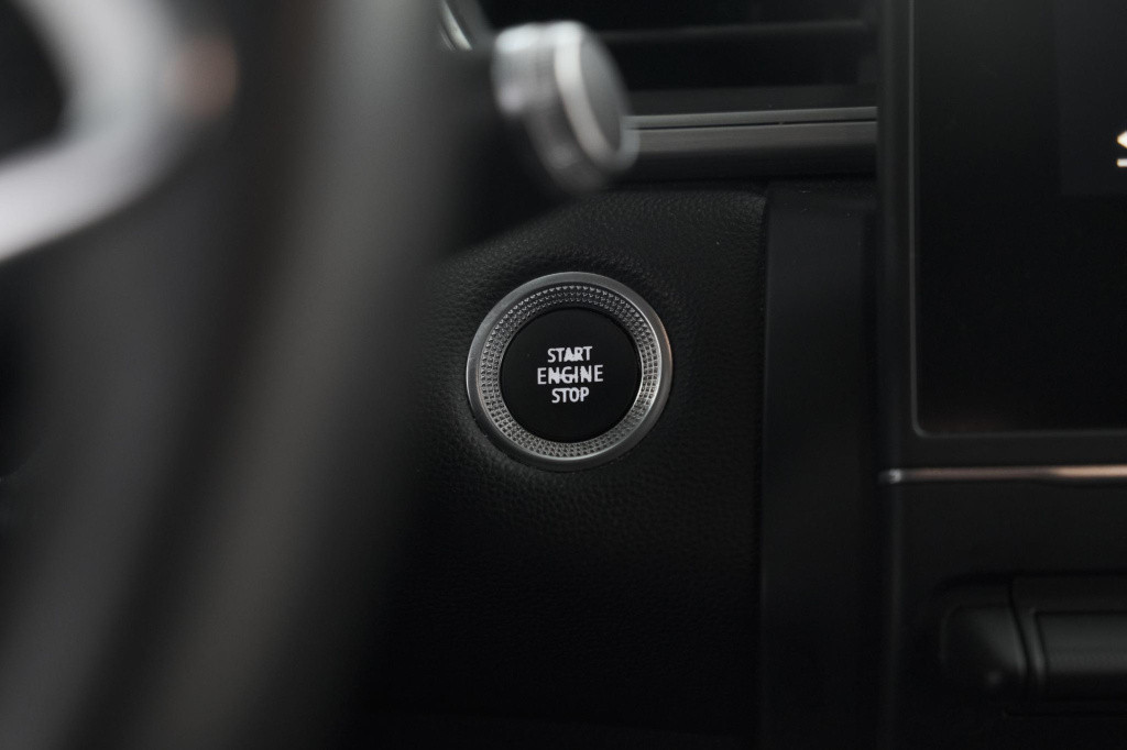 Renault Captur tce 100 intens | camera | navigatie | parkeersensoren