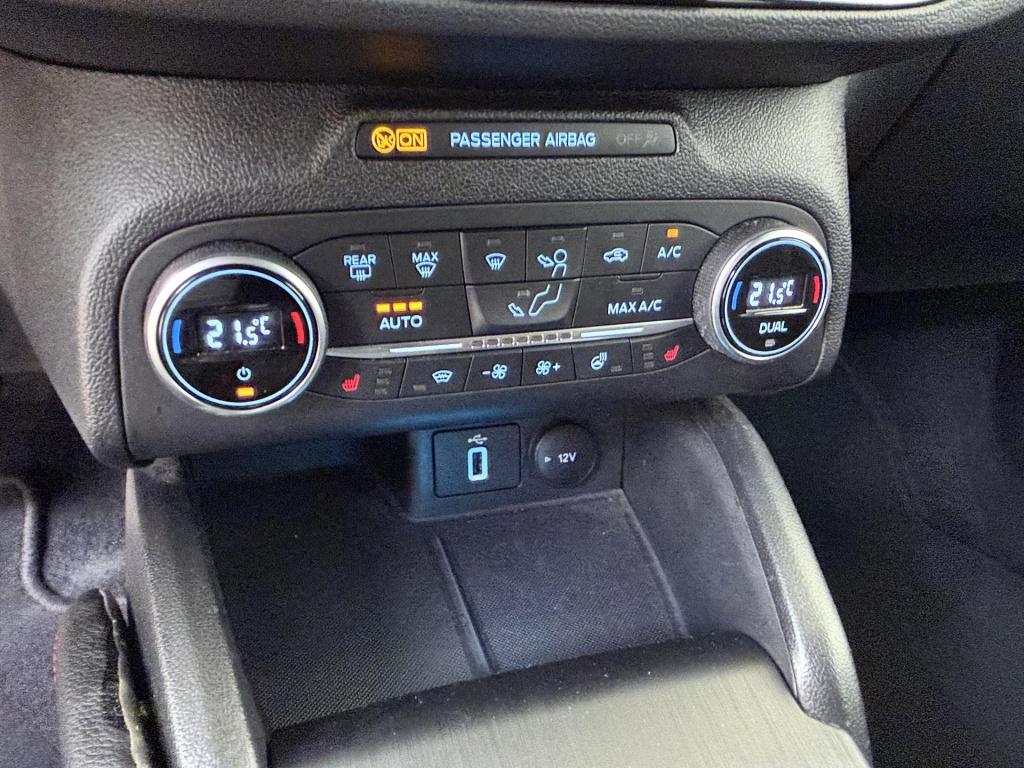 Ford Focus wagon 1.5 ecoboost 150 pk st line | automaat | parkeersensoren v