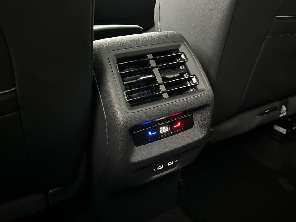 Volkswagen Tiguan r-line edition 1.5 ehybrid 150 kw / 204 pk suv 6 v