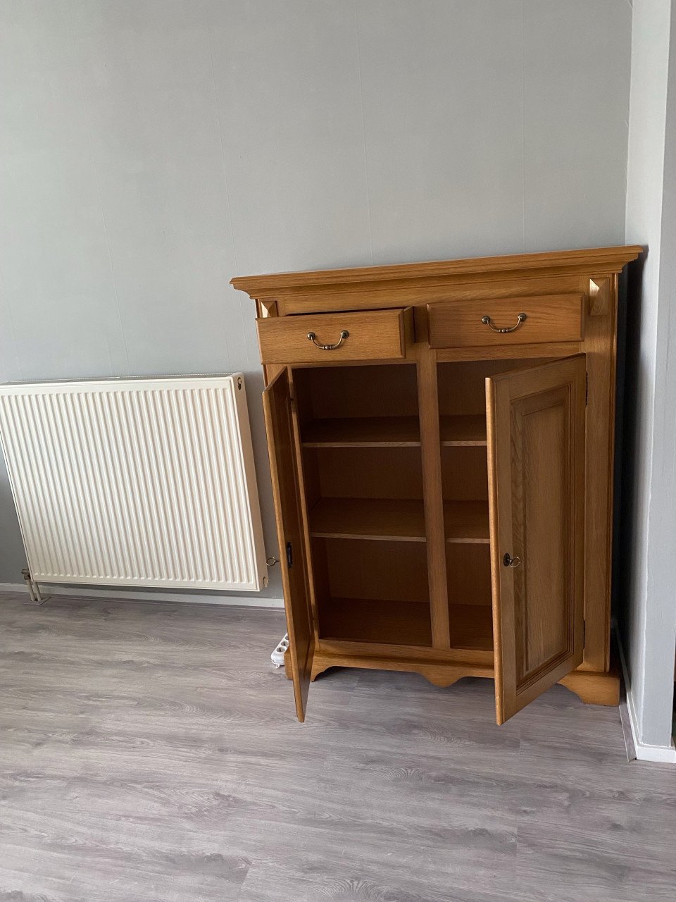 Eiken kast