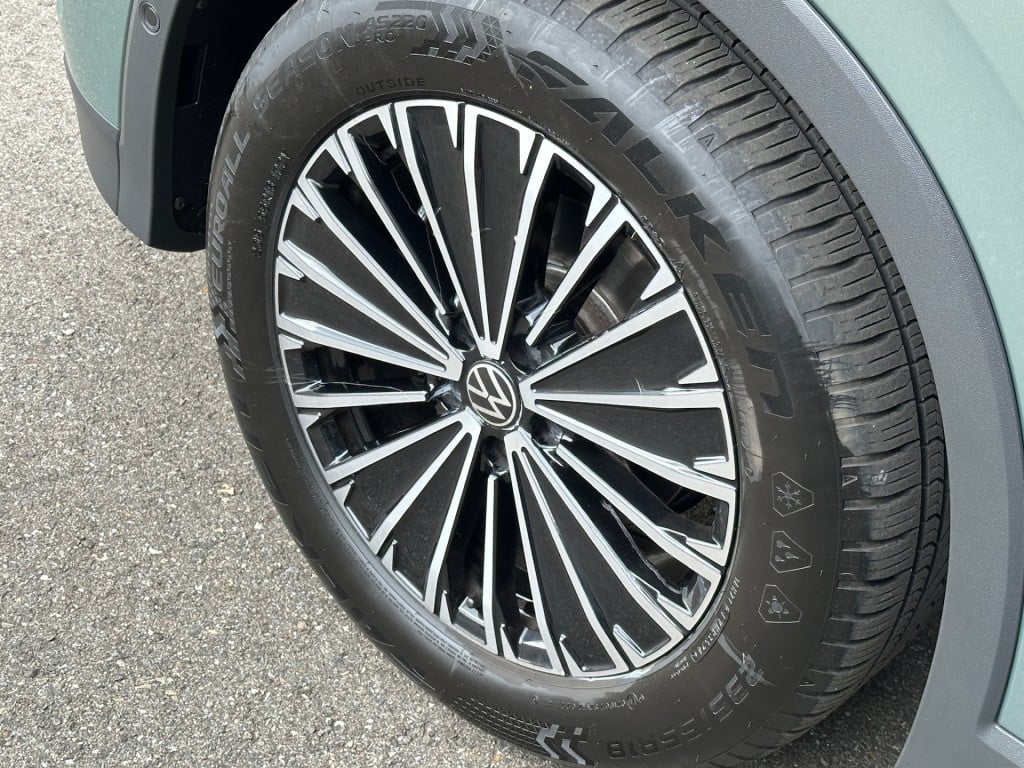 Volkswagen Tiguan 1.5 etsi life | trekhaak | camera | trekhaak | dode hoek 