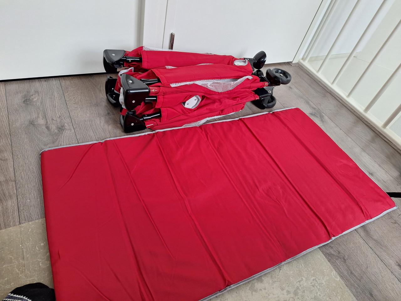 Koelstra campingbedje + matras + beddengoed