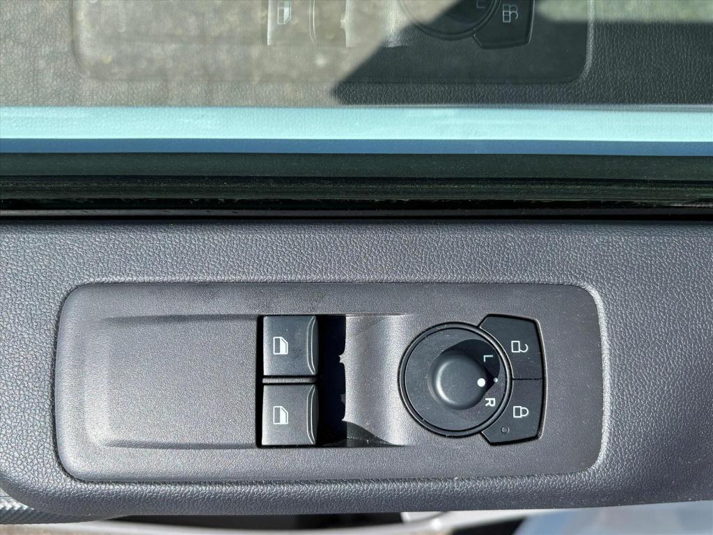 Ford E-transit Custom transit 136pk l2h1 340 trend| camera| stoel-stuur-voo