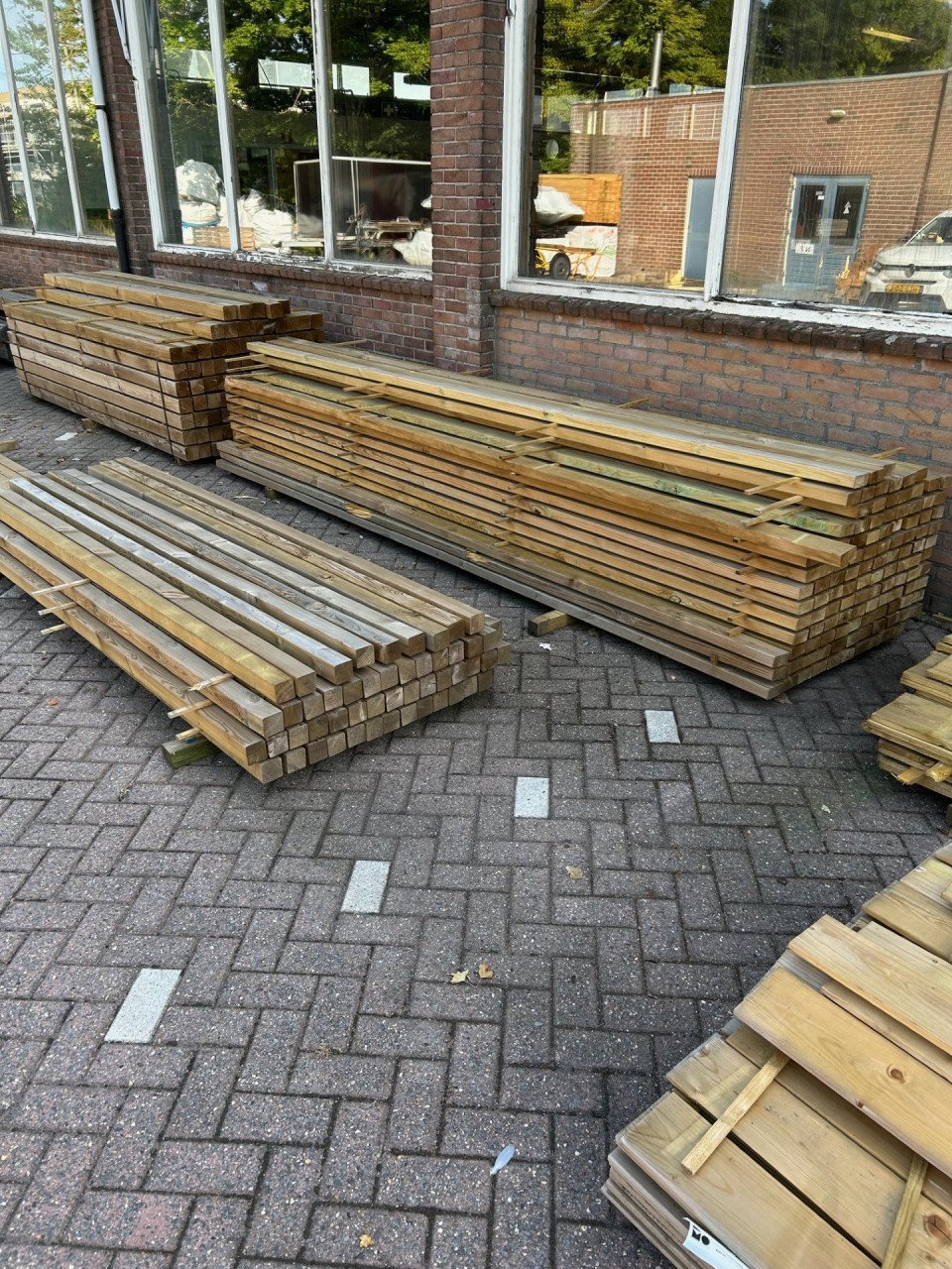 Assortiment tuinhout voor een scherpe prijs