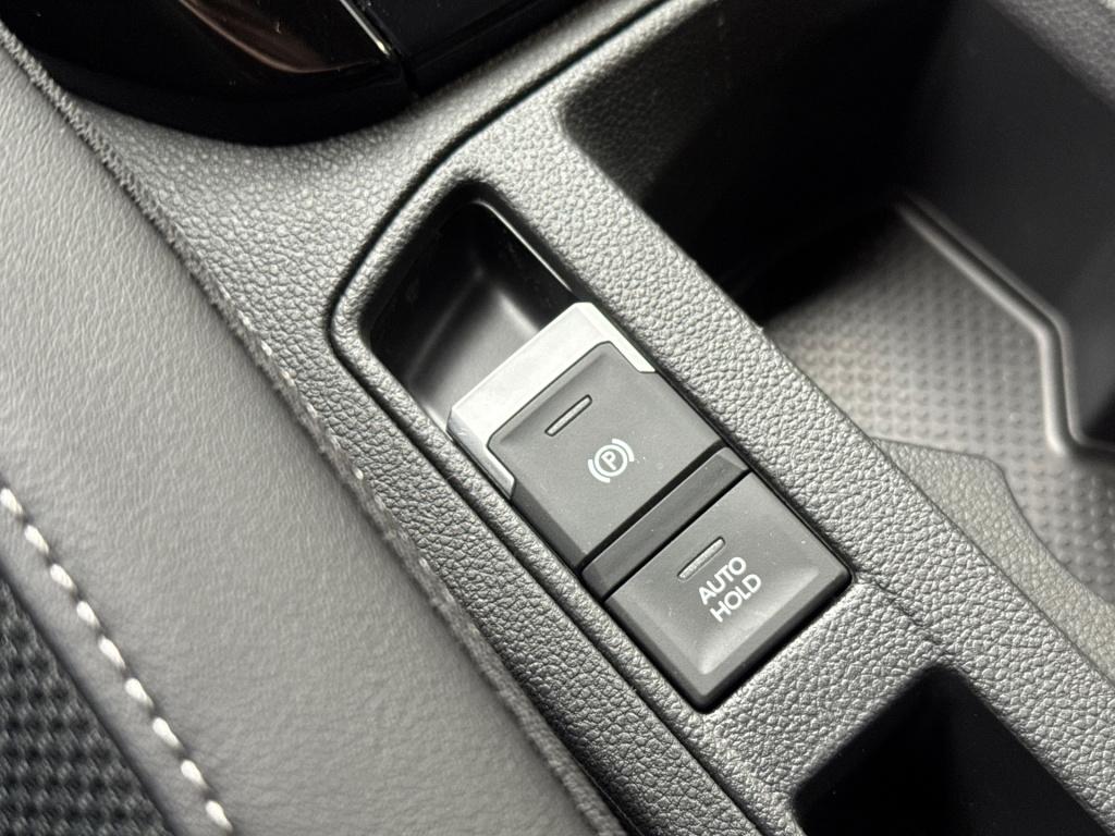 Volkswagen T-roc 1.5 tsi r-line edition * massage * carplay * trekhaak * ca