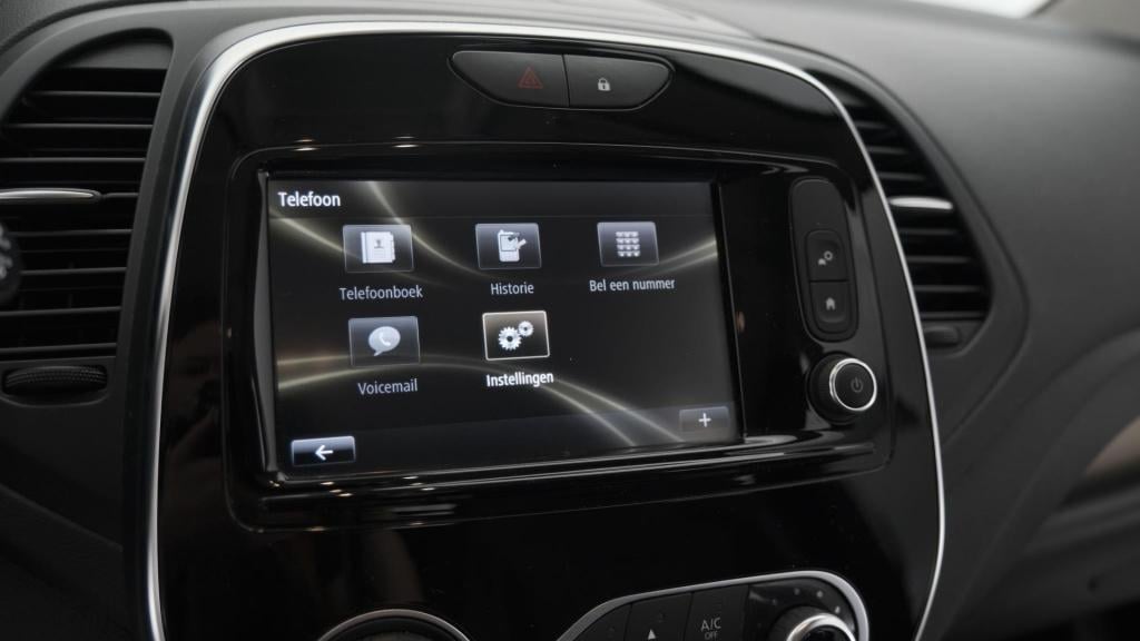 Renault Captur 1.3 tce intens | trekhaak afneembaar | navigatie | parkeerse