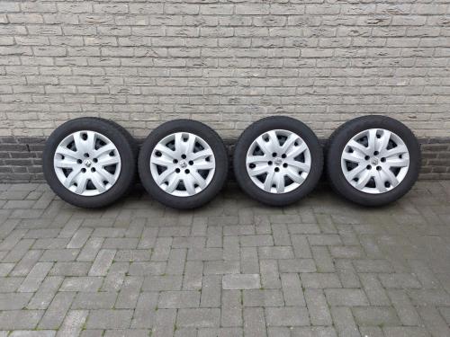 Winterbanden Renault megane 3 of 4