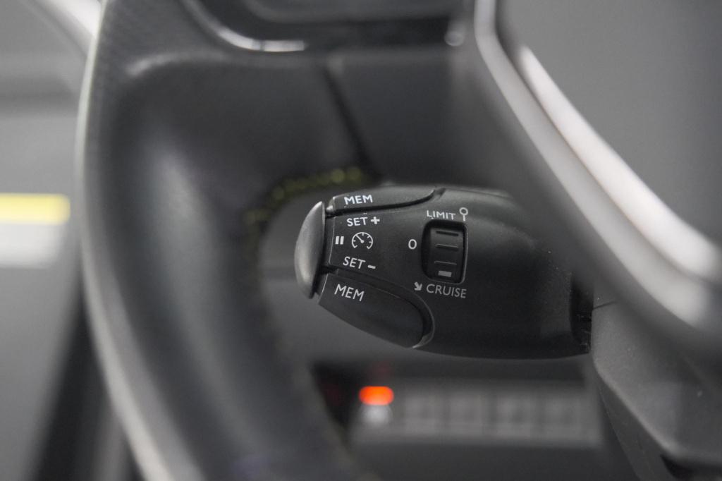 Peugeot 2008 puretech 130 gt pack | leer-pakket | dodehoekdetectie | camera