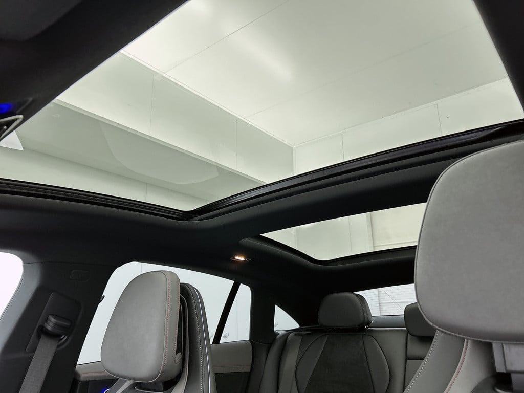 Mercedes-Benz Eqe 300 business solution amg 90 kwh | nightpakket | rijassis