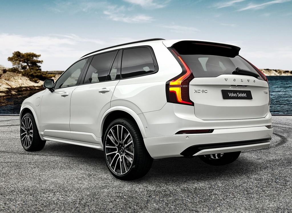 Volvo XC90 t8 awd gt ultra dark executive edition