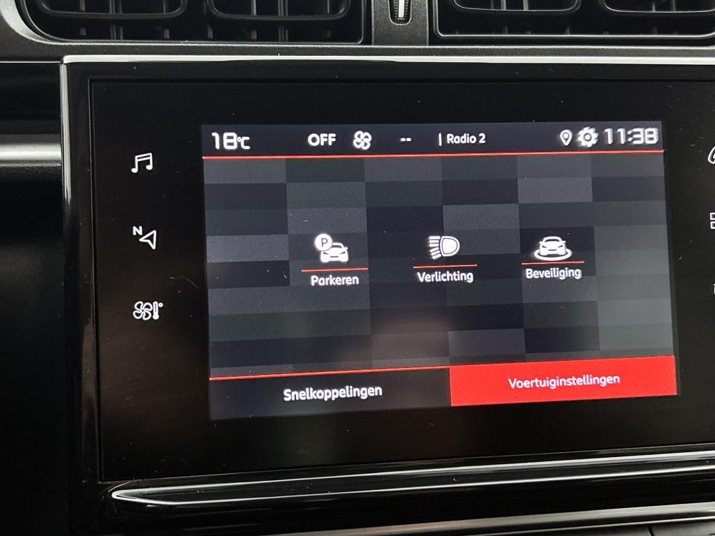 Citroen C3 82 pk shine | rijklaar | trekhaak | stoelverwarming | apple carp