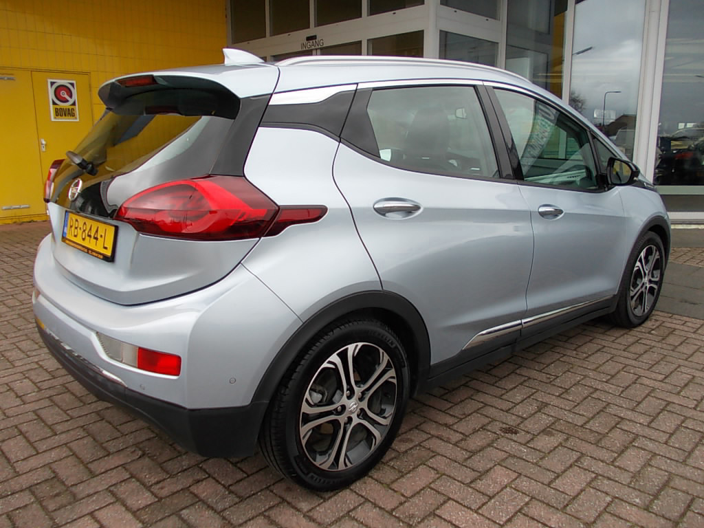 Opel Ampera-e navi, cr.control, leer, stoelverw., stuurverw