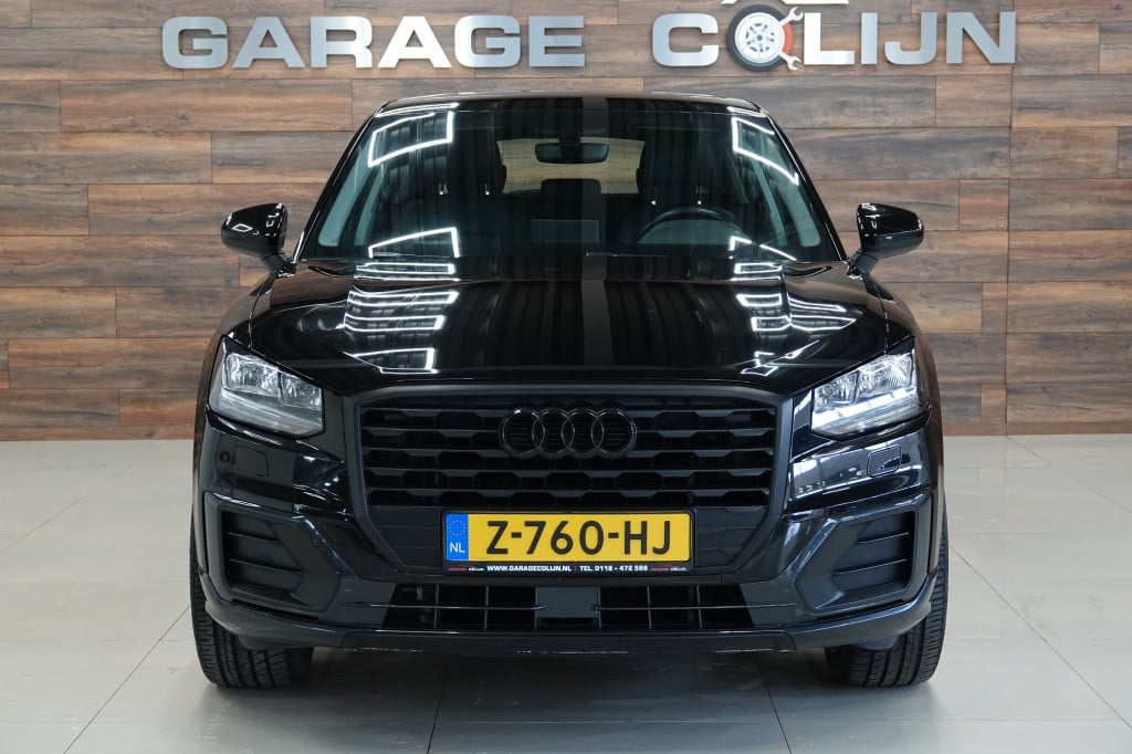 Audi Q2 30 tfsi | stoelverw. | leder | pdc |