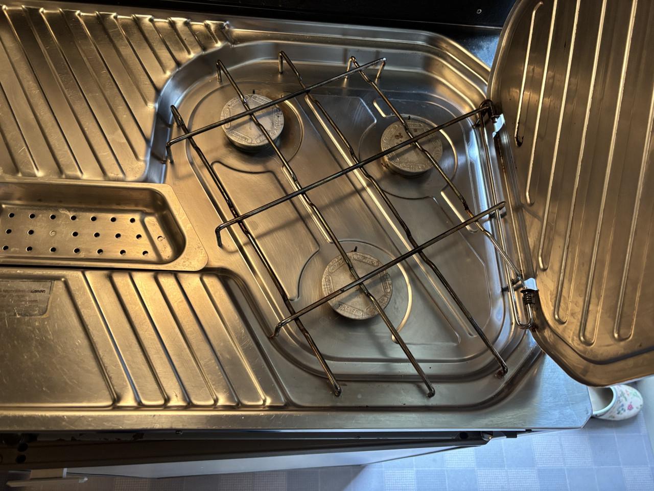 Burnster Holiday 3900Tn