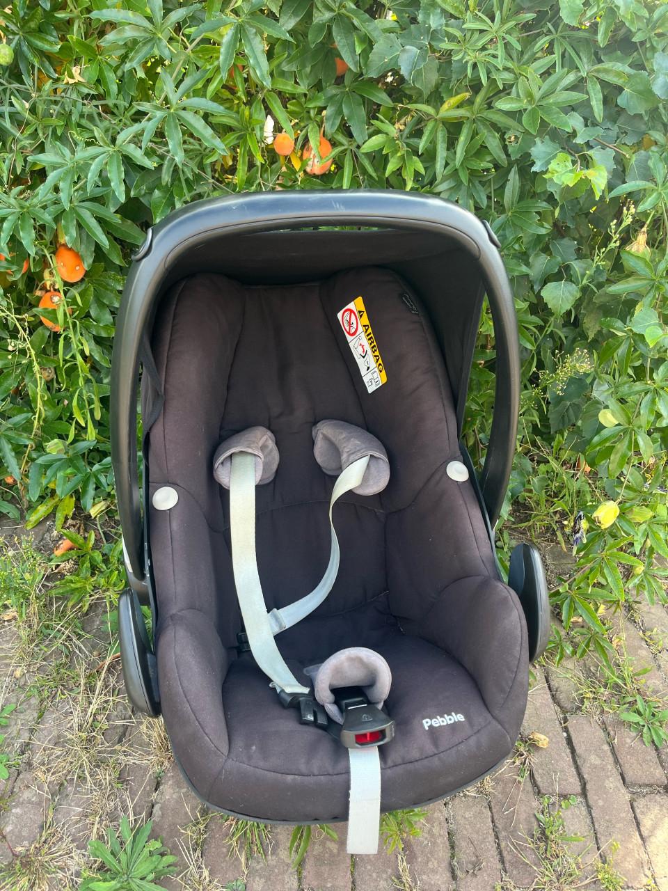 Maxi cosi met familybase