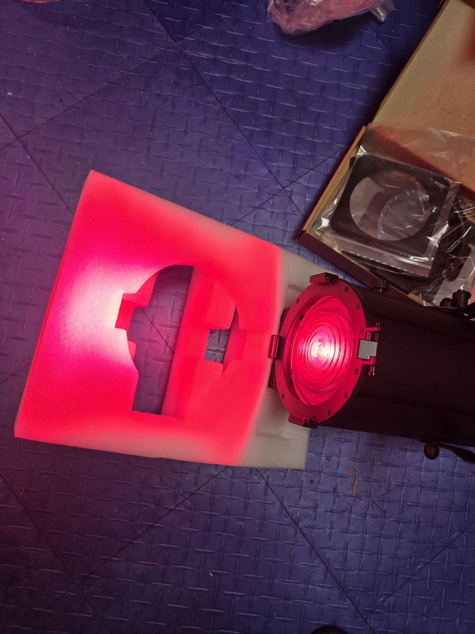 Showtec ACT150 RGBAL led theaterspot kleur - NIEUW