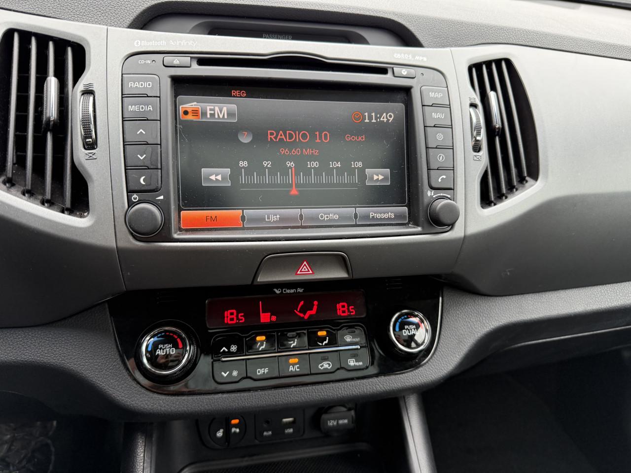 Kia Sportage - 1.6 GDI DynamicLine | Pano | Stuurverwarming|Trekhaak