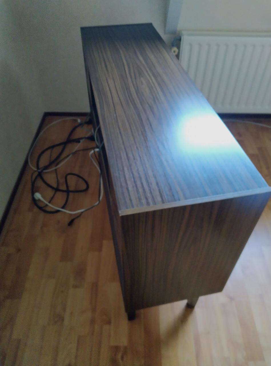 Blauwpunkt radiomeubel