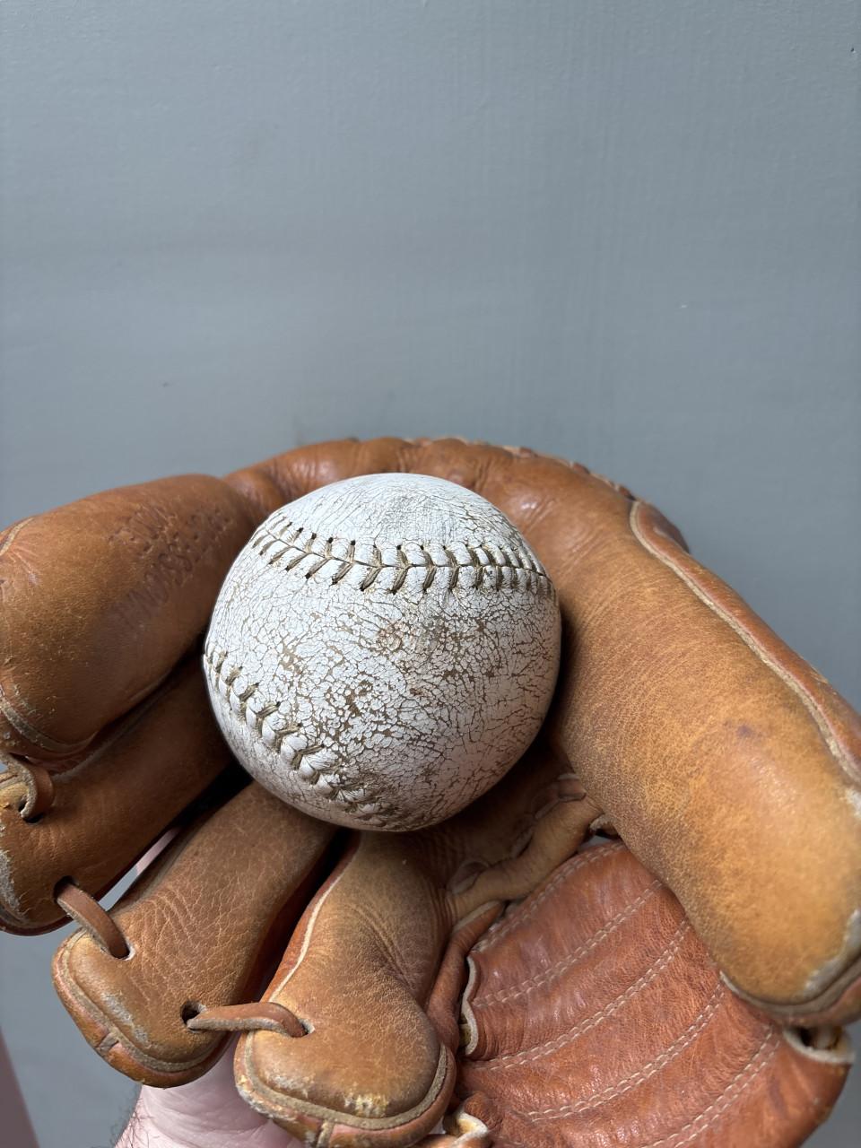 Vintage honkbalhandschoen 'Playtime' G 100 + Bal