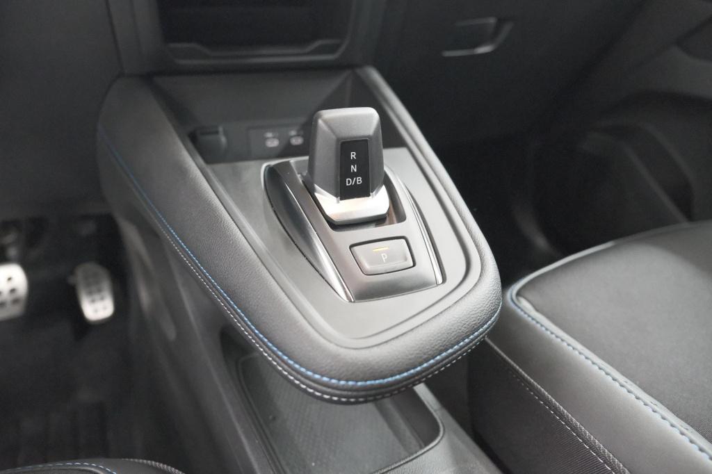 Renault Captur 1.8 e-tech full hybrid 160 esprit alpine | rondom camerazich
