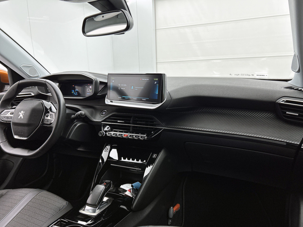 Peugeot E-2008 ev allure pack 50 kwh | rijklaar | keyless | camera | naviga