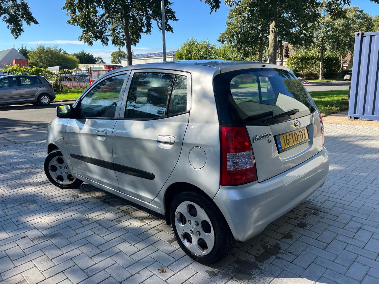 Kia Picanto 1.1 LXE Automaat 157.256km Jaar apk