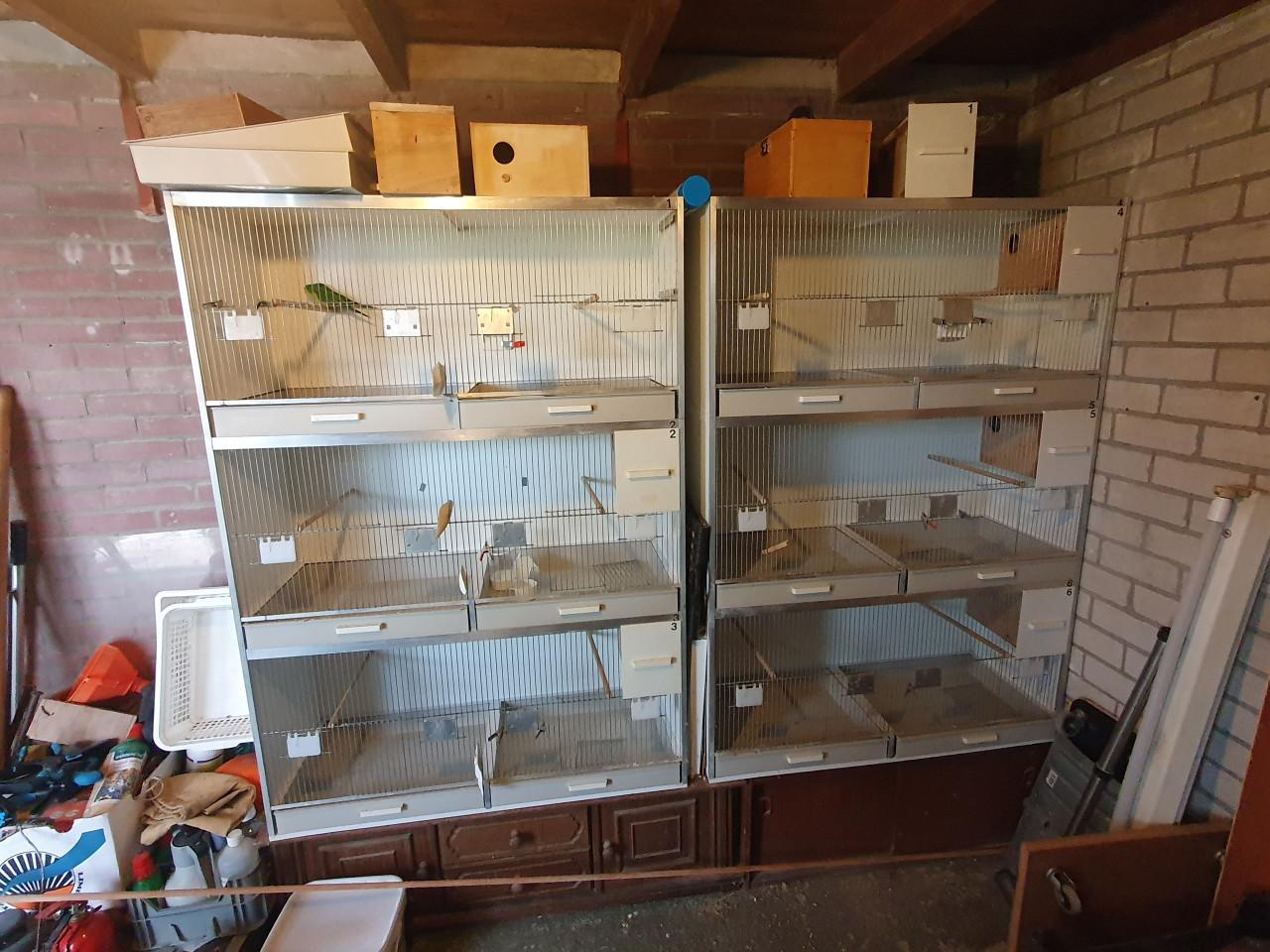 Vogelkooien / broedhokken Van Keulen