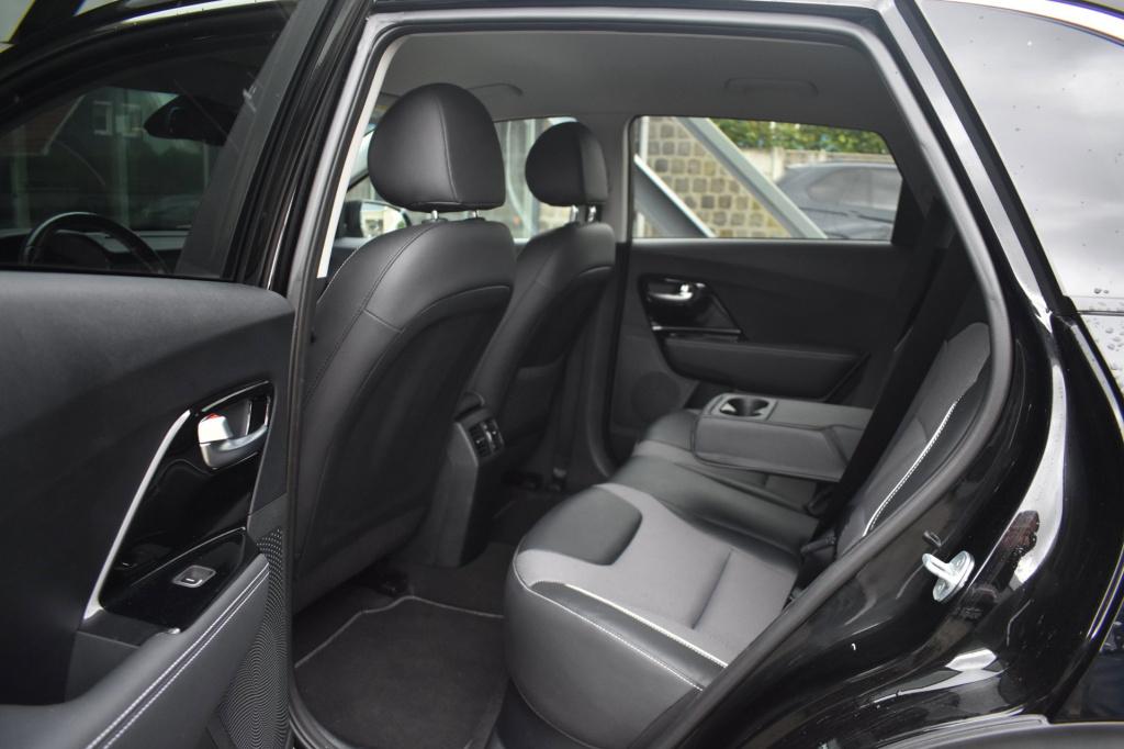 Kia E-niro edition 64 kwh soh 100% | stoelverwarming | nap | camera | stuur
