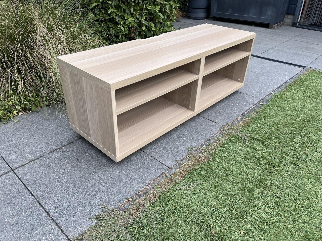 TV meubel Ikea Besta
