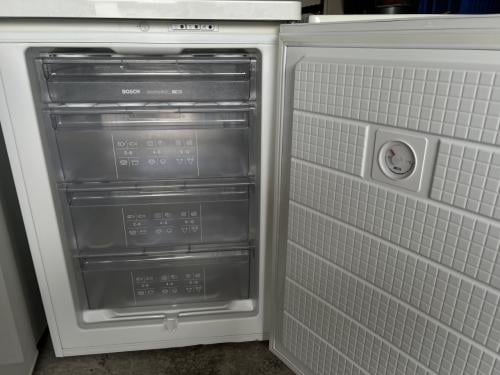 Bosch 4 laden vrieskast 85x60 cm 120 liter klasse A+ vriezer 85x60 cm.