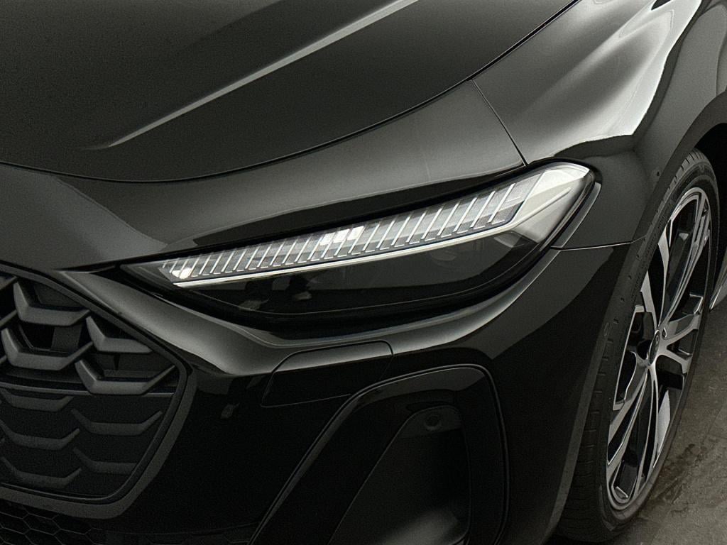 Audi A5 avant s edition competition e-hybrid 270 kw / 367 pk ava