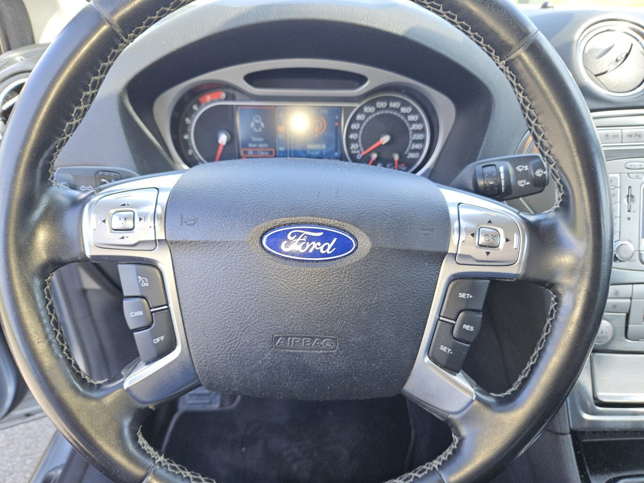 FORD MONDEO 2010 2.0i 16v Benzine