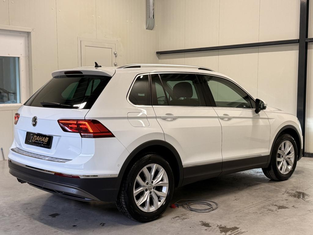 Volkswagen Tiguan 2.0 tsi 4motion highline | leder | electrische trekhaak |