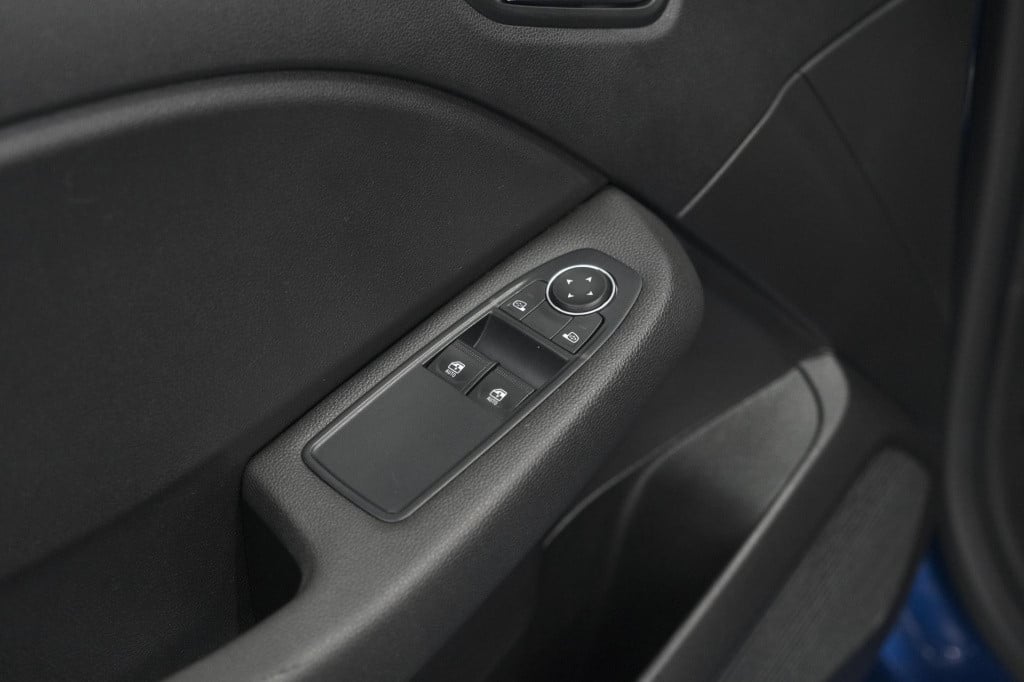 Renault Clio tce 90 zen | parkeersensoren | navigatie | apple carplay