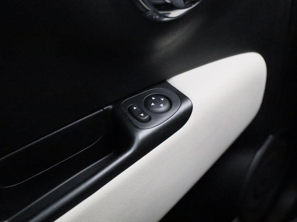 Fiat 500 1.0 hybrid dolcevita | lmv | panorama dak | bluetooth | airco | pa