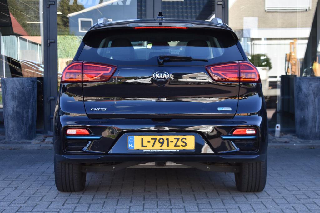 Kia E-niro dynamicline 64 kwh | soh 100% | dealer onderhouden | nap | apple