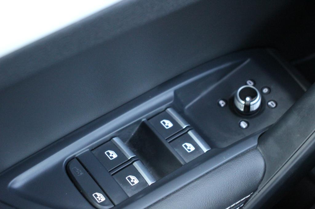 Audi Q5 50 tfsi e s edition competition | phev | vc | sfeerverlichting | tr