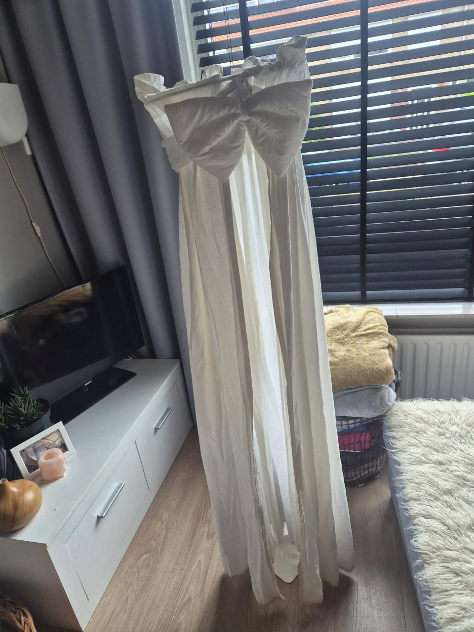 Babybed sluier/hemel met standaard